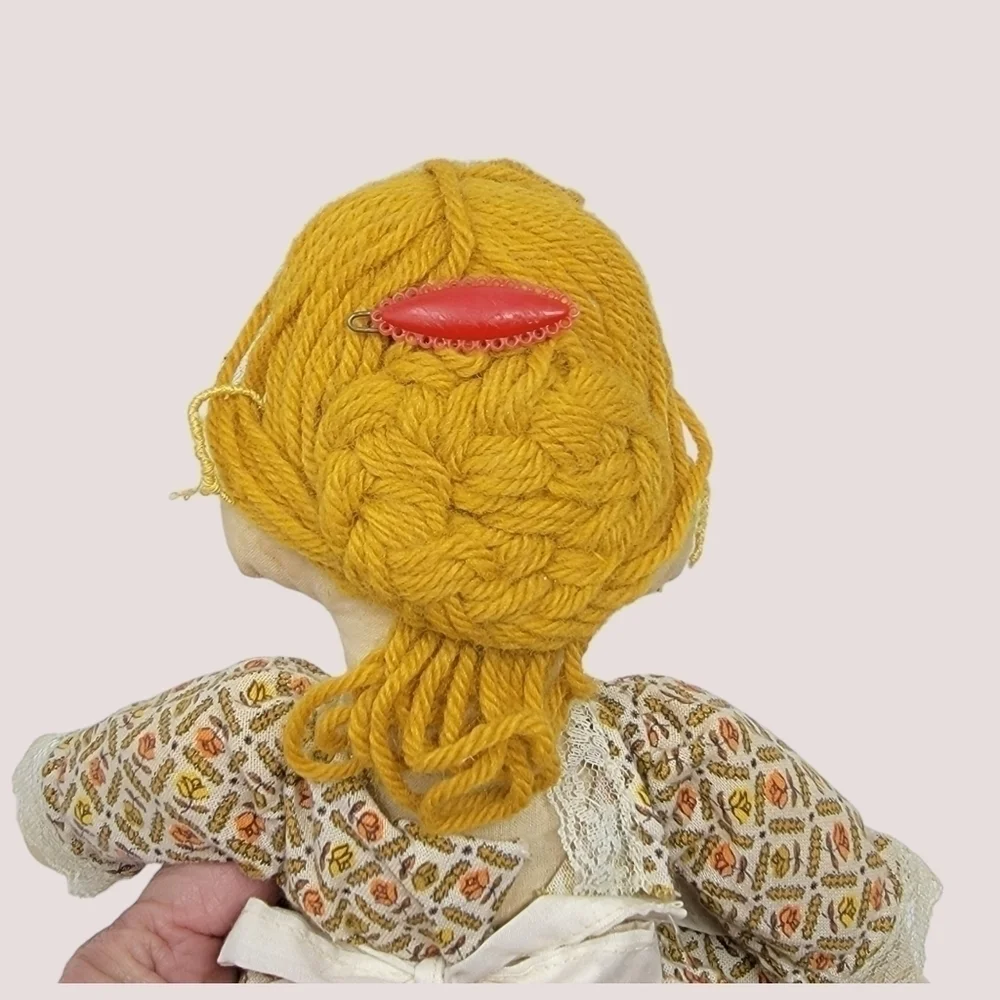 Vintage Country Grandma Doll Handmade Stitching Folkart T43